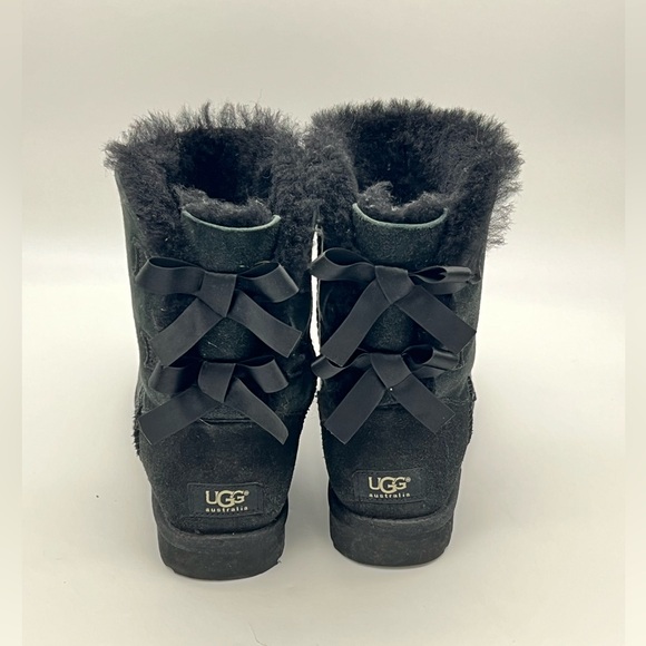UGG Women’s Bailey Bow II Boots Black Shoes Size 7 - Picture 4 of 6